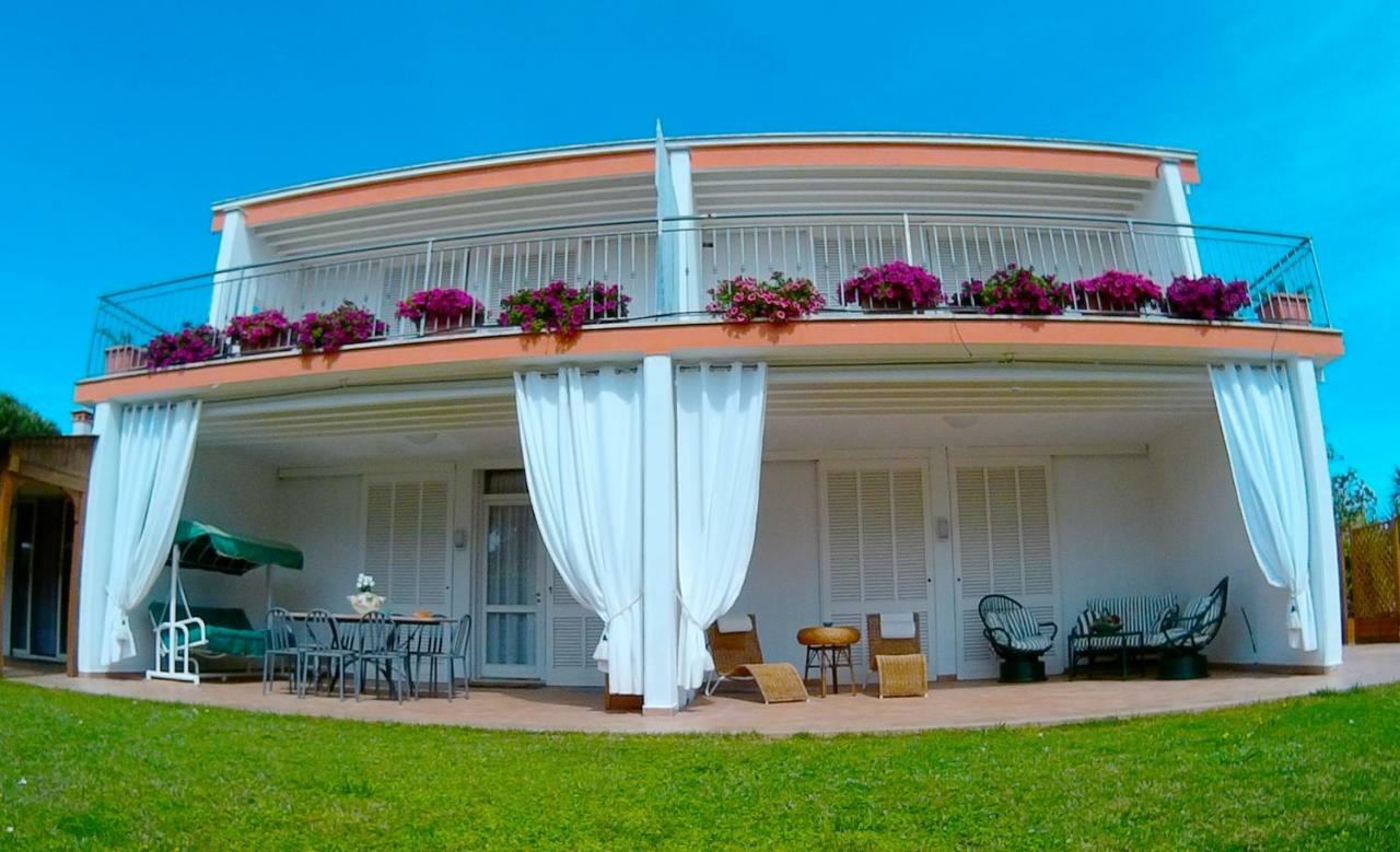 Villa Regina B&B Nettuno Exterior foto